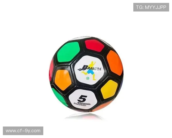 创意十足的自制足球生日礼物制作指南，送给热爱足球的朋友最特别的祝福