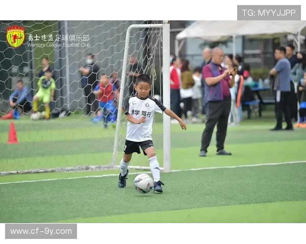 如何平衡学业与兴趣 爱上课还是投身足球的抉择之道